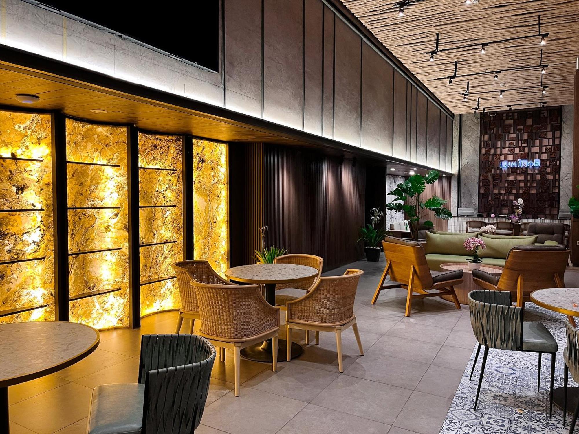 Luminor Hotel Legian Seminyak - Bali ภายนอก รูปภาพ