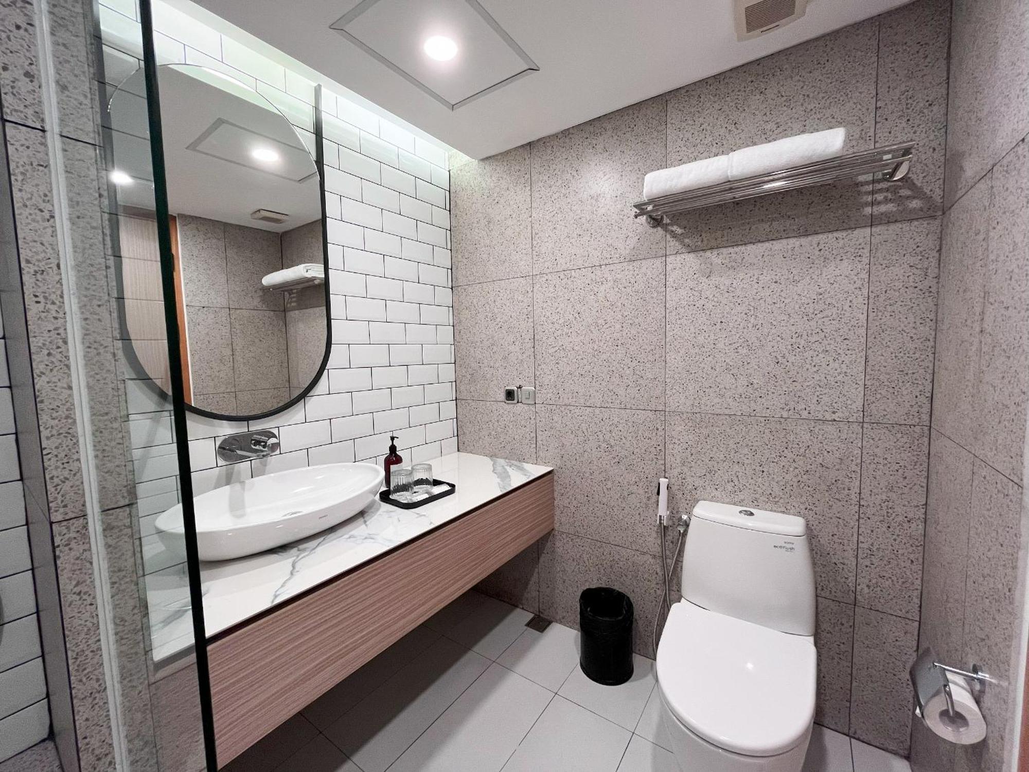 Luminor Hotel Legian Seminyak - Bali ภายนอก รูปภาพ