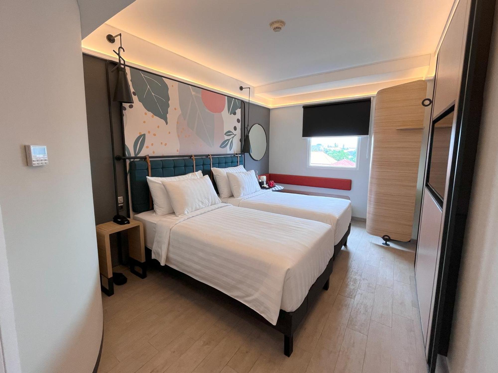 Luminor Hotel Legian Seminyak - Bali ภายนอก รูปภาพ